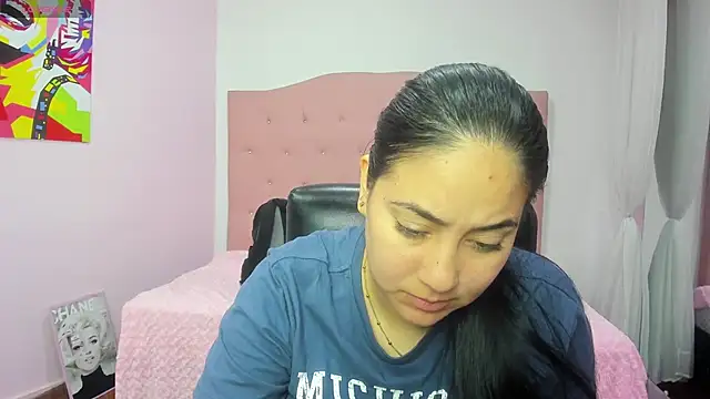 lizzaxs online show from 10-16-25, 01:19