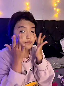 Snapshot of alisson_carolina73 chatting on 11-20-25, 10:42 alisson carolina73 online show from 11-20-25, 10:42