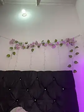 Snapshot of alisson_carolina73 chatting on 02-04-26, 02:39 alisson carolina73 online show from 02-04-26, 02:39