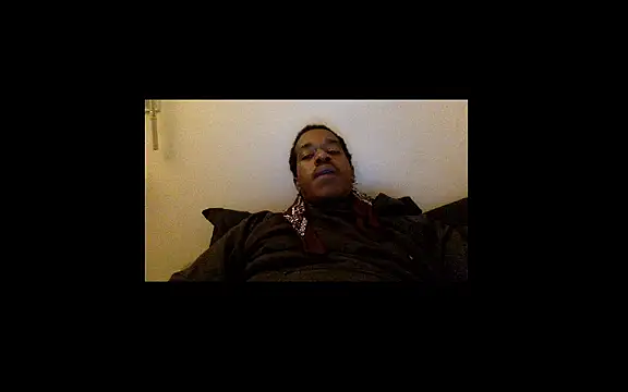 Snapshot of POPAYE972 chatting on 06-09-26, 08:43 POPAYE972 online show from 06-09-26, 08:43