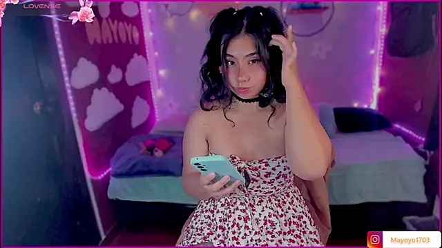 kiki cavilll online show from 12-01-25, 02:29