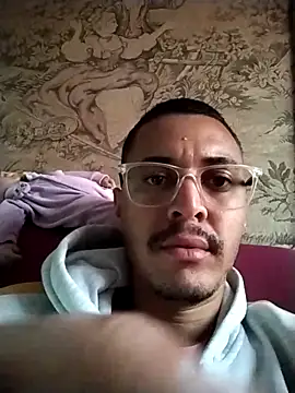 Snapshot of 244cachorro chatting on 10-03-25, 10:06 244cachorro online show from 10-03-25, 10:06