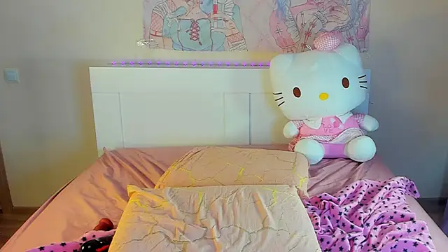 kuraii1  online show from 03-08-25, 02:12