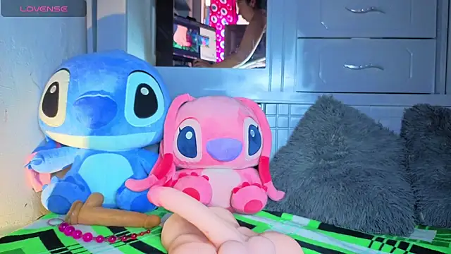 dulce celeste15 online show from 04-21-26, 07:20