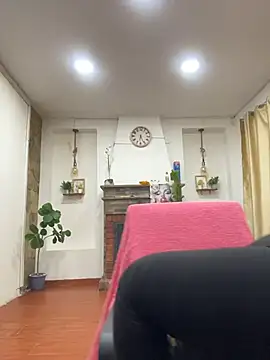 dulce celeste15 online show from 11-11-25, 07:41