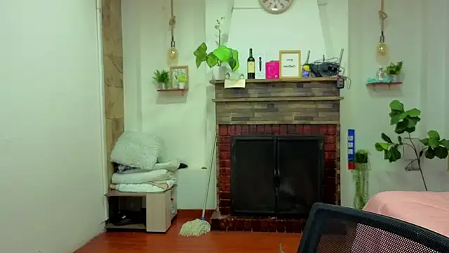 dulce celeste15 online show from 04-15-26, 02:32