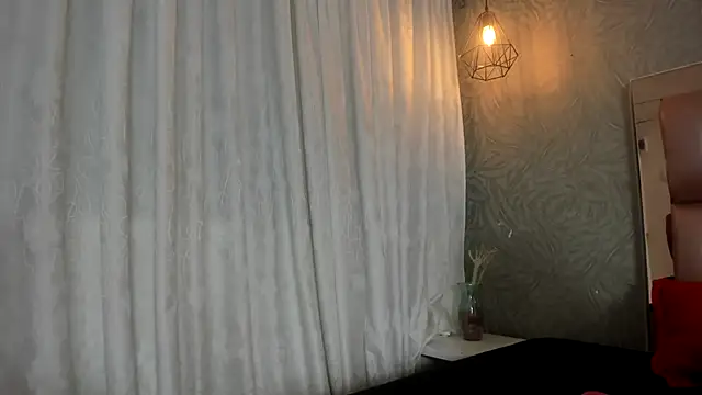 KOURTNEY-- online show from 11-07-25, 02:27