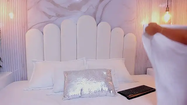 Carohorny4u online show from 11-05-25, 12:08