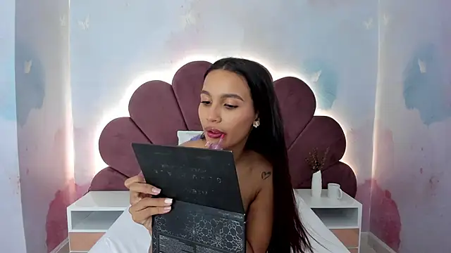 Carohorny4u online show from 03-05-26, 02:46