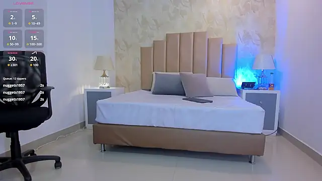  Peach1  online show from 10-28-25, 02:16