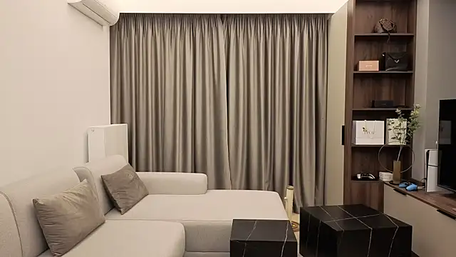 IrisNoire online show from 12-02-25, 08:32