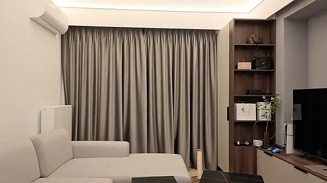 IrisNoire online show from 11-08-25, 07:39