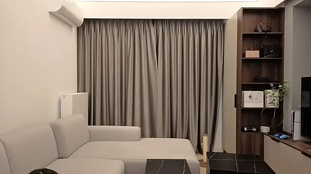 IrisNoire online show from 11-10-25, 07:52