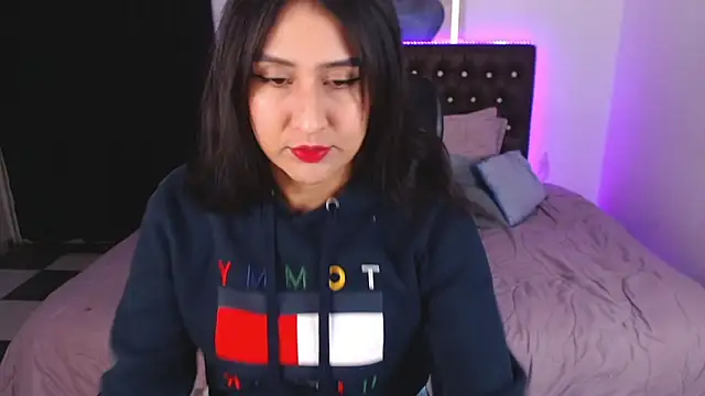 mia aira online show from 03-11-25, 08:09