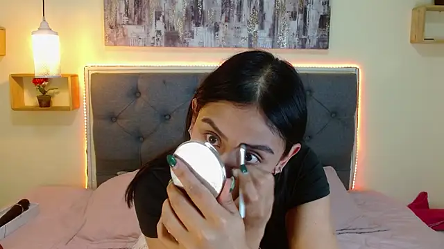 mia aira online show from 01-15-26, 04:21