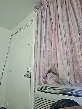 Snapshot of Puusy780 chatting on 10-31-25, 03:14 Puusy780 online show from 10-31-25, 03:14