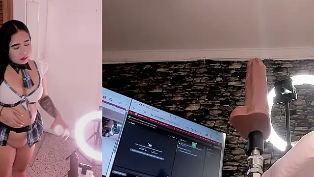 Snapshot of zoe_backer chatting on 02-14-26, 11:21 zoe backer online show from 02-14-26, 11:21