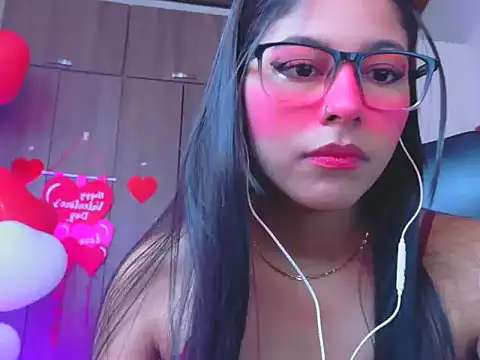 Snapshot of _ALLYSON18_ chatting on 02-15-26, 11:42 ALLYSON18 online show from 02-15-26, 11:42