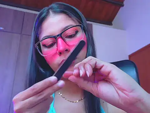 Snapshot of _ALLYSON18_ chatting on 03-03-26, 11:39 ALLYSON18 online show from 03-03-26, 11:39