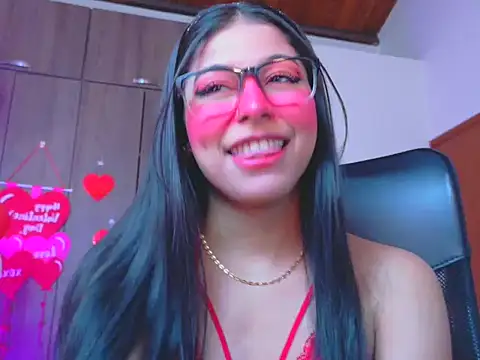 Snapshot of _ALLYSON18_ chatting on 02-20-26, 11:45 ALLYSON18 online show from 02-20-26, 11:45