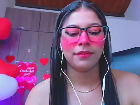 Snapshot of _ALLYSON18_ chatting on 02-21-26, 11:45 ALLYSON18 online show from 02-21-26, 11:45