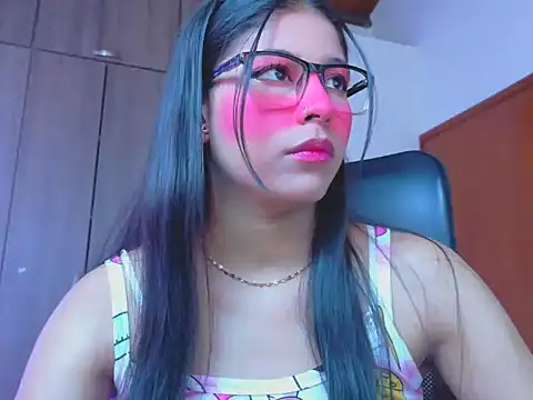Snapshot of _ALLYSON18_ chatting on 06-03-26, 11:55 ALLYSON18 online show from 06-03-26, 11:55