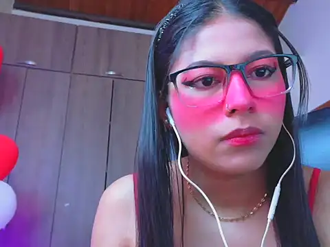 Snapshot of _ALLYSON18_ chatting on 02-27-26, 11:43 ALLYSON18 online show from 02-27-26, 11:43