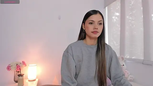 Brisa blue online show from 10-21-25, 04:50