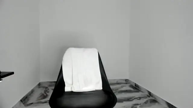 mikee scooth online show from 11-08-25, 04:43