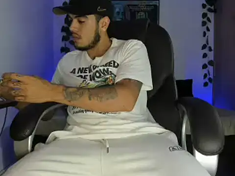 mikee scooth online show from 03-15-25, 12:56