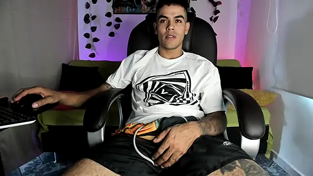 mikee scooth online show from 09-23-25, 03:30