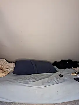 PNTlooker256 online show from 04-16-26, 11:33