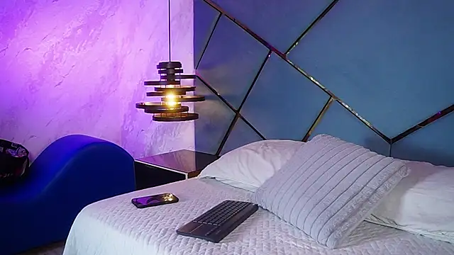 ammy durand online show from 11-22-25, 07:02