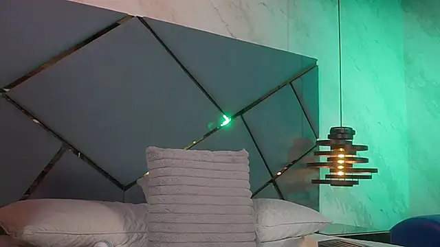 ammy durand online show from 10-20-25, 07:36