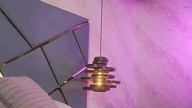 ammy durand online show from 11-04-25, 07:28