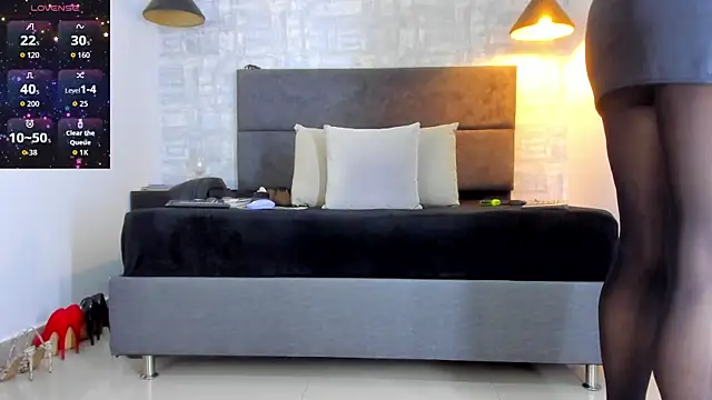 missnatash online show from 10-20-25, 11:22