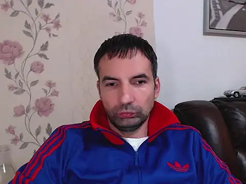 Leo 1617 online show from 11-12-25, 03:27