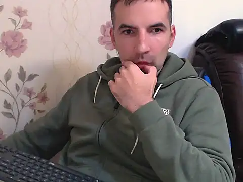 Leo 1617 online show from 04-13-26, 03:49