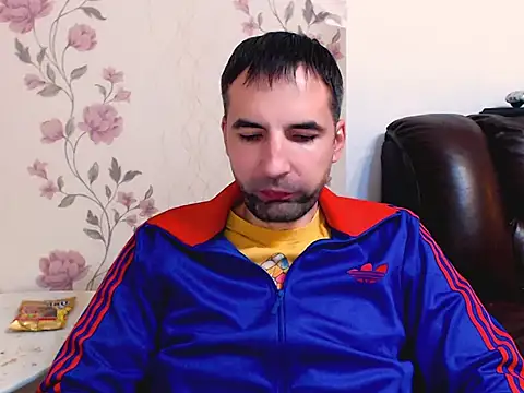 Leo 1617 online show from 11-26-25, 05:35