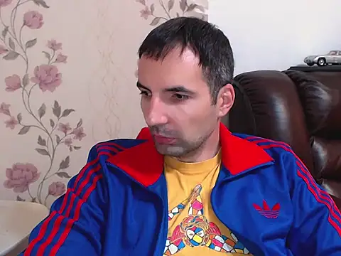 Leo 1617 online show from 11-09-25, 06:12