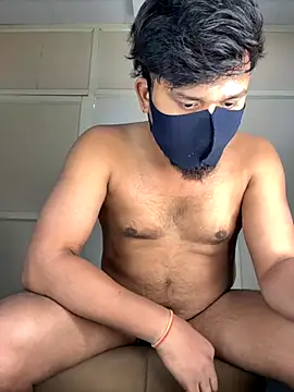 Janhvi- online show from 11-17-25, 07:45