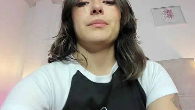 Snapshot of Karito-28 chatting on 02-09-25, 07:52 Karito-28 online show from 02-09-25, 07:52