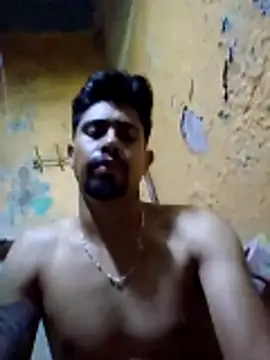 Menpolla hot online show from 04-26-26, 03:20