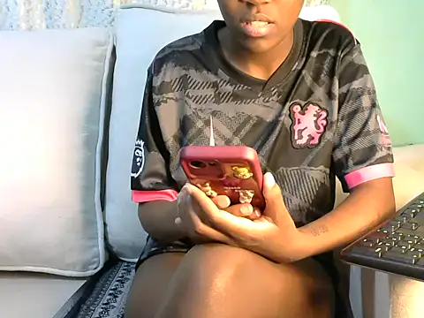 Caryyyl online show from 10-05-25, 07:10