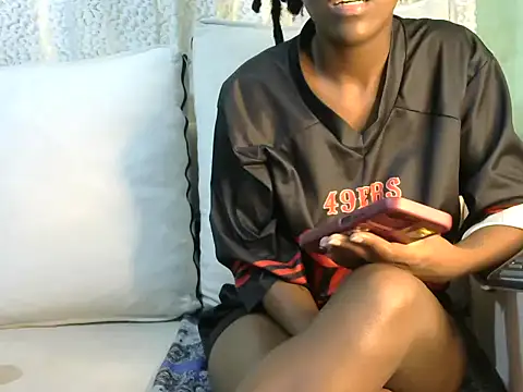 Caryyyl online show from 11-07-25, 07:13