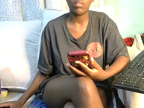 Caryyyl online show from 11-23-25, 09:03