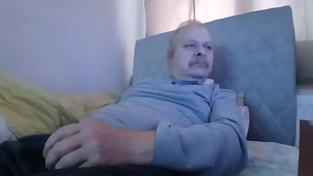 amylrmm1903 online show from 11-16-25, 12:10