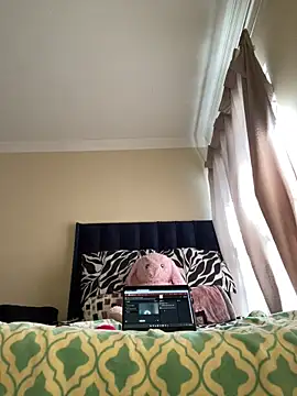 NickyBabes online show from 05-13-26, 08:43