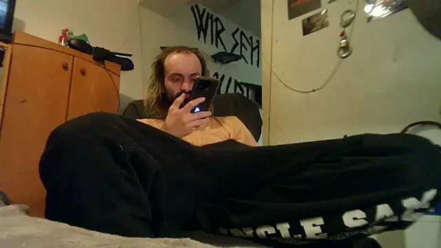 harterdome online show from 12-16-25, 04:06