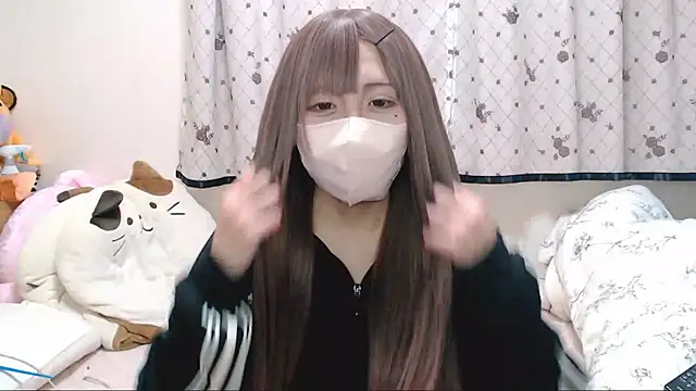  hiyor  online show from 10-31-25, 05:20